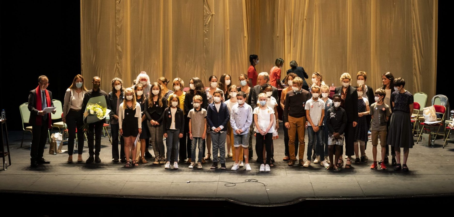 Scène Concours de Lecture à Voix Haute Les petits champions de la lecture