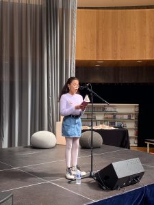 Aïna lecture Concours de Lecture à Voix Haute Les petits champions
