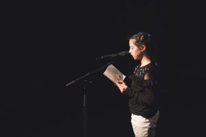 Inès : Concours de Lecture à Voix Haute Les petits champions de la lecture