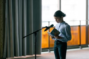 Louise : Concours de Lecture à Voix Haute Les petits champions de la lecture