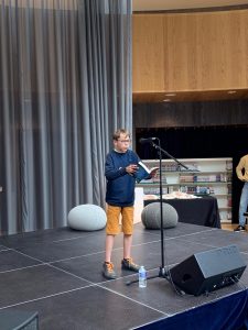 Léontin : Concours de Lecture à Voix Haute Les petits champions de la lecture