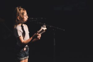 Louna : Concours de Lecture à Voix Haute Les petits champions de la lecture
