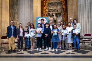 Groupe grande finale concours de Lecture à Voix Haute Les petits champions de la lecture