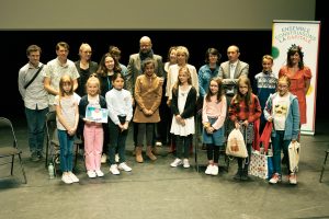 Groupe grande finale concours de Lecture à Voix Haute Les petits champions de la lecture